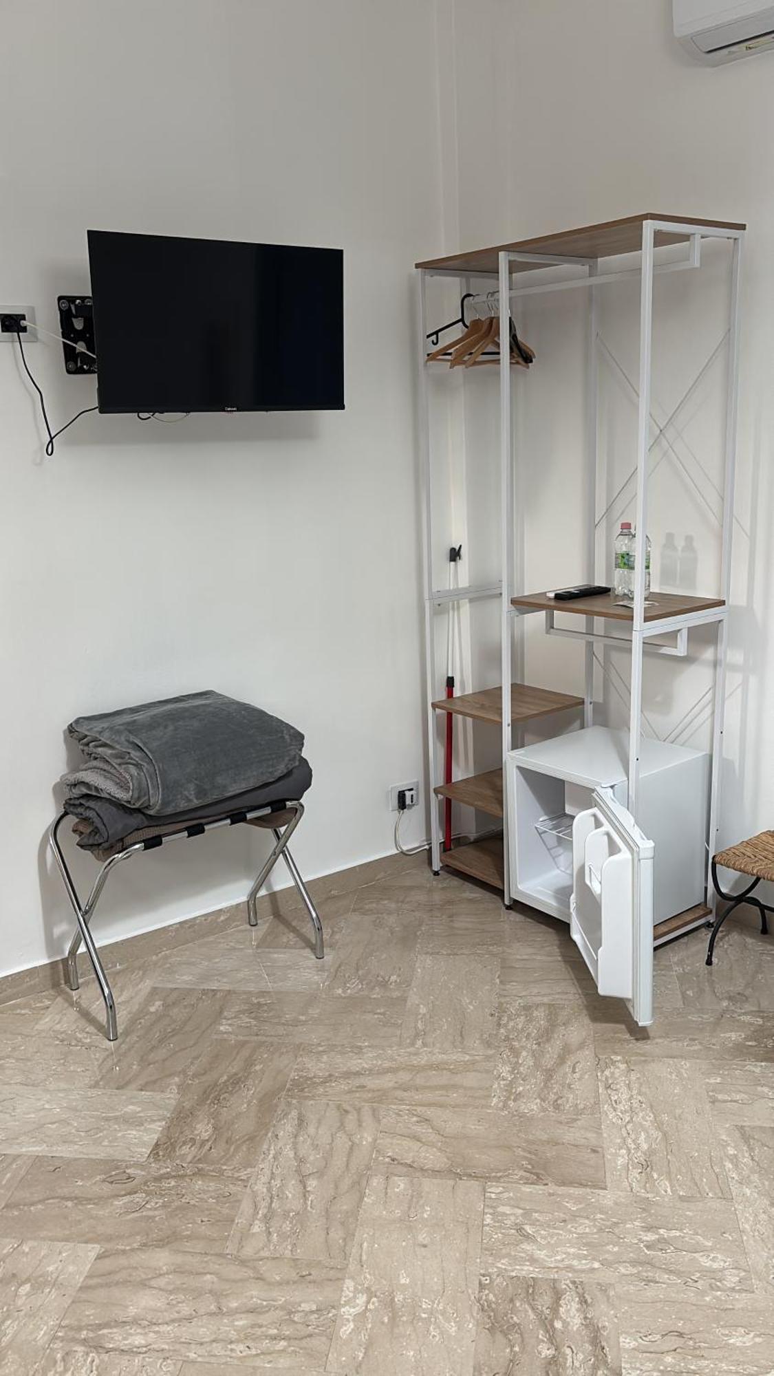 Ginevra Rooms Bari Buitenkant foto